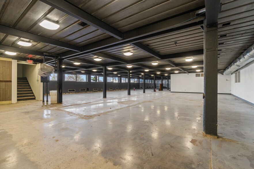 More Photos Of 400 N Lexington St, Pittsburgh Flex For Lease