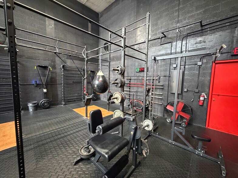 More Photos Of 14911 SW 137th St, Miami Warehouse For Sale
