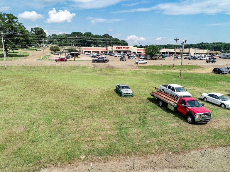 More Photos Of 624 Hwy 6/Mississippi 278, Batesville Land For Sale