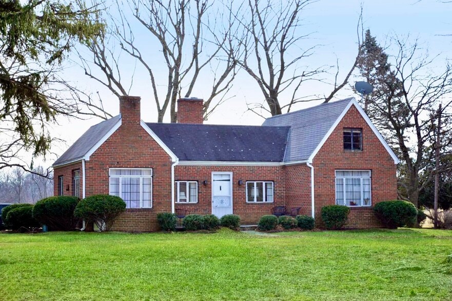 More Photos Of 36169 E Loudoun St, Round Hill Land For Sale