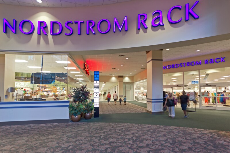More Photos Of 1-13 City Plz, White Plains General Retail For Lease