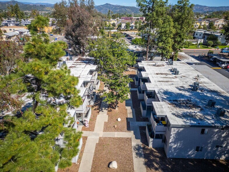 More Photos Of 725 N Fig St, Escondido Apartments For Sale