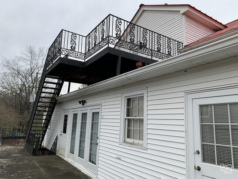 More Photos Of 429 Walker St, Augusta Loft Creative Space For Sale