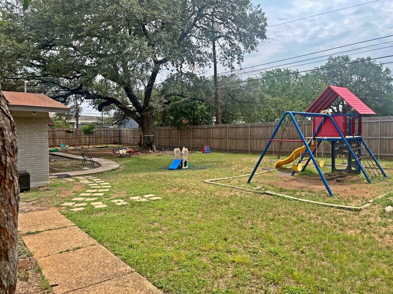 More Photos Of , Austin Office For Sale