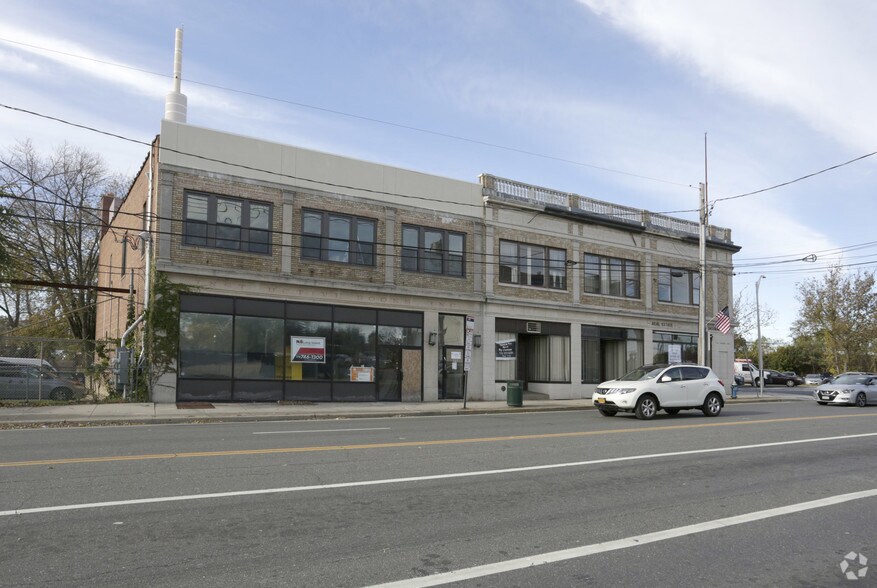 More Photos Of 2250 Grand Ave, Baldwin Office For Lease