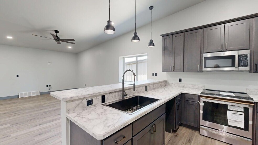 More Photos Of 3734 Crescent Lake Rd, Billings Warehouse For Sale