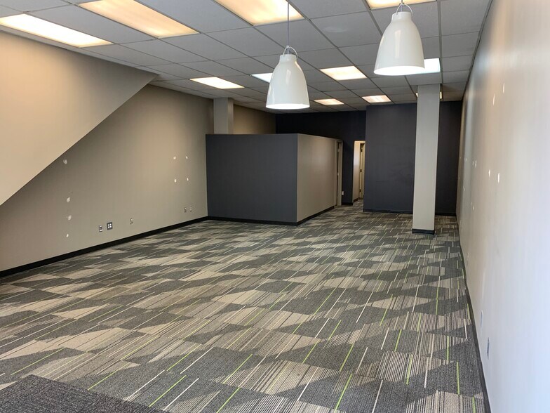 More Photos Of 1610-1620 W Sunset Blvd, Los Angeles Storefront Retail Residential For Lease