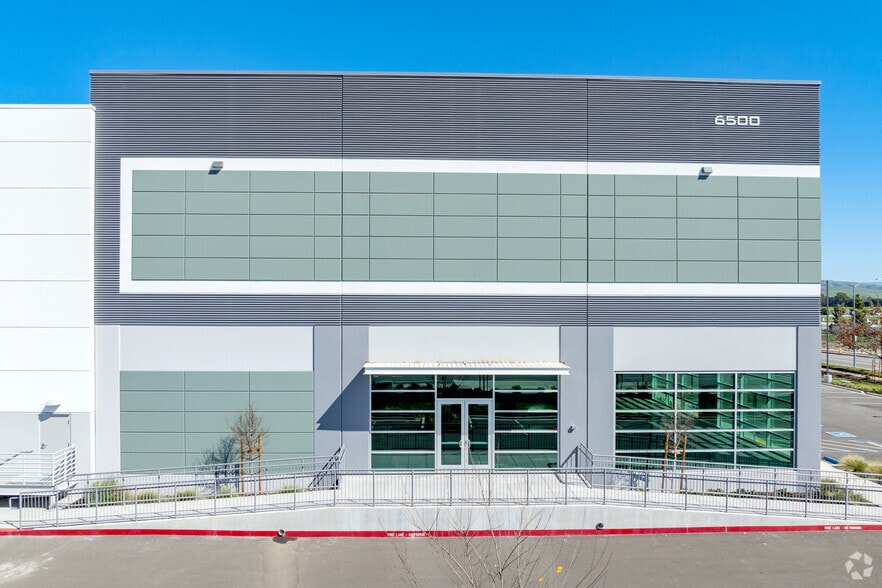 More Photos Of 901 Venture Way, Gilroy Unknown For Lease
