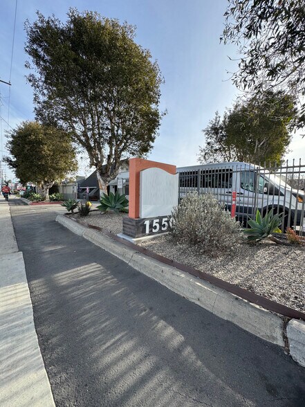 More Photos Of 1550 Superior Ave, Costa Mesa Medical For Sale