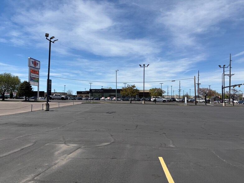 More Photos Of 3312 Wall Ave, Ogden Auto Dealership For Lease