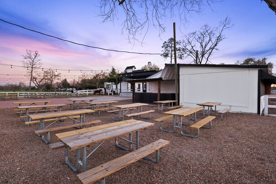 More Photos Of 9903 FM 2759 Rd, Richmond Specialty For Sale