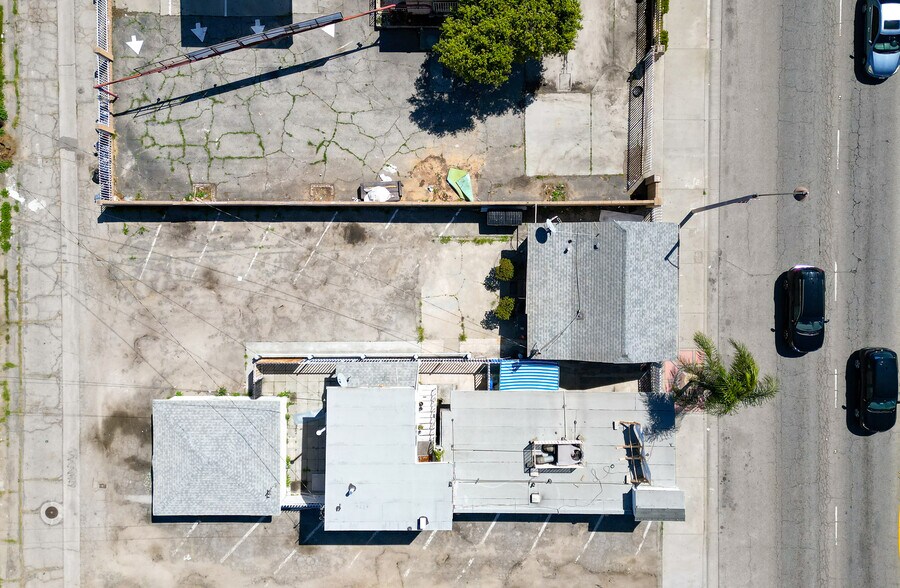 More Photos Of 2320 W Whittier Blvd, Montebello Office For Sale