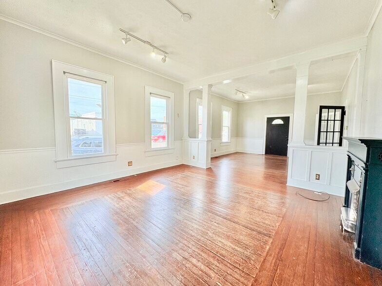More Photos Of 9 E Canal St, Troy General Retail For Sale