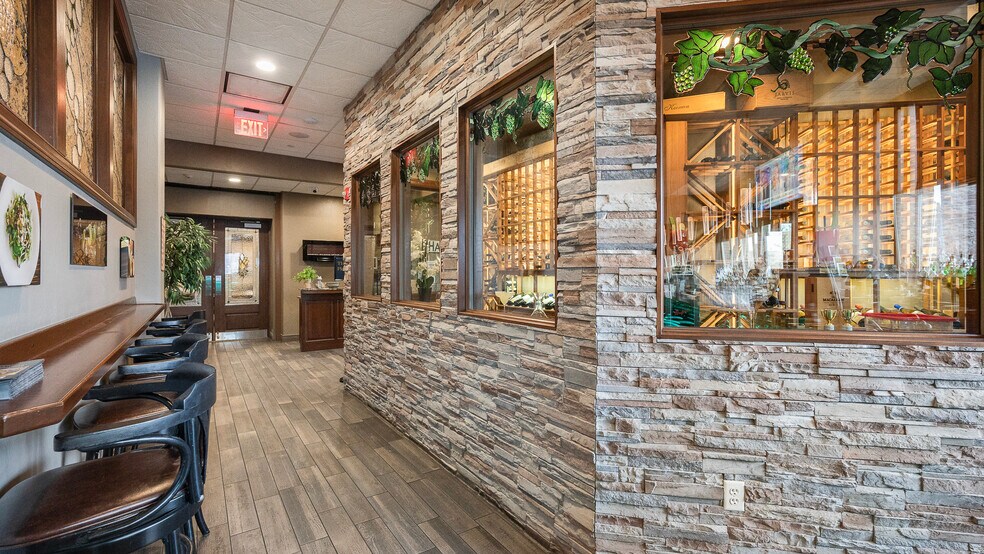 More Photos Of 100 W Broadway Ave, Bismarck Medical For Sale