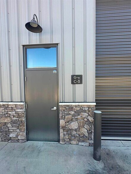 More Photos Of 1040 Park Ct, Greensboro Warehouse For Sale