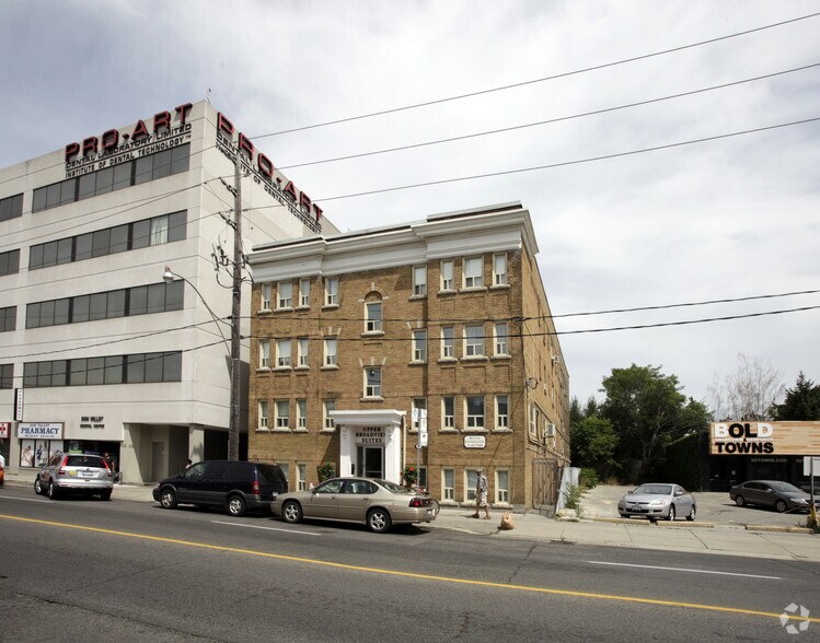 Primary Photo Of 849 Broadview Ave, Toronto Apartments For Sale