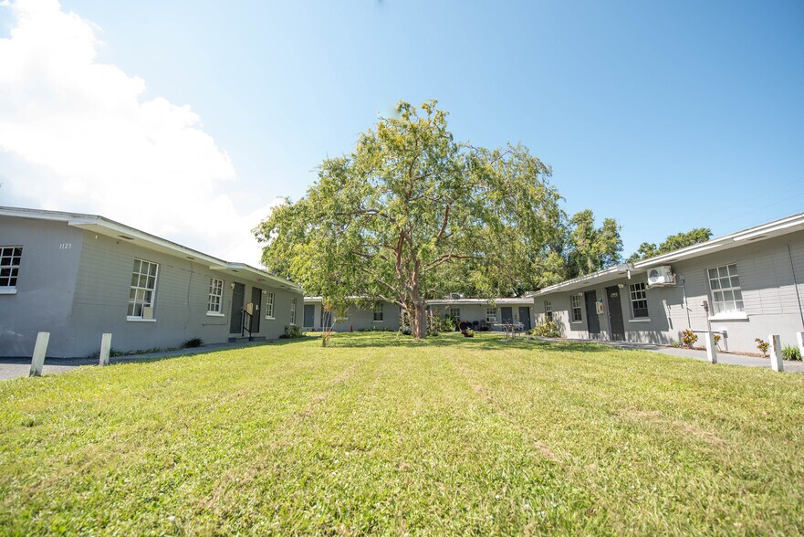 More Photos Of 1101 Tuskawilla Dr, Clearwater Apartments For Sale