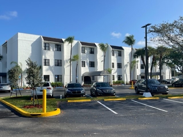 More Photos Of 1111 SE Federal Hwy, Stuart Medical For Lease