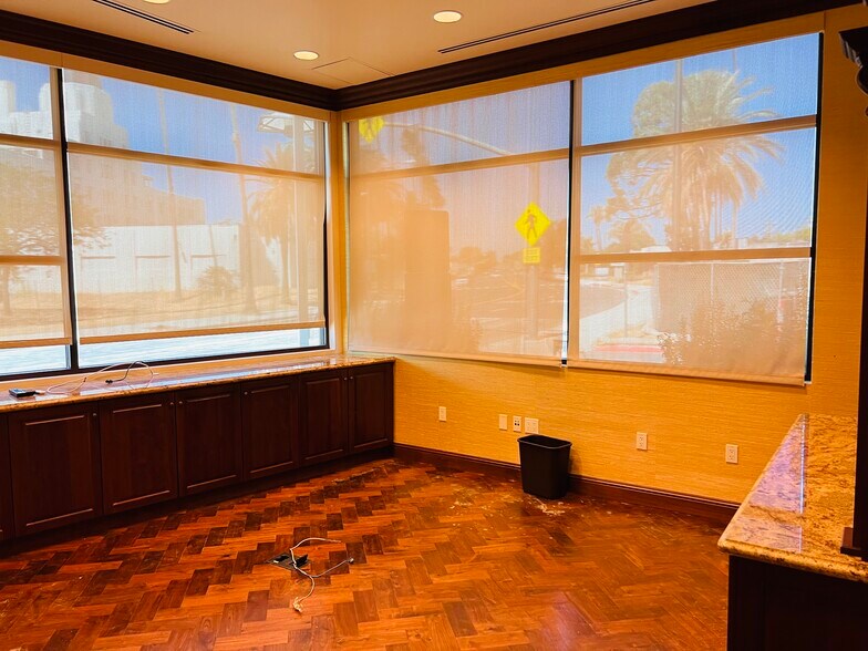 More Photos Of 2693 E Washington Blvd, Pasadena Medical For Lease