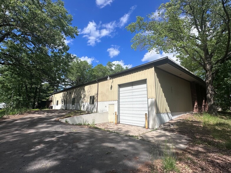 More Photos Of 2883 Aero Park Dr, Traverse City Warehouse For Sale