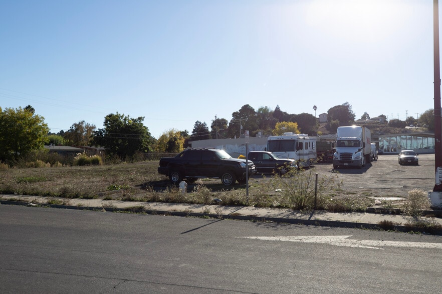 More Photos Of San Pablo Ave @ Tara Hills Dr, Pinole Land For Sale