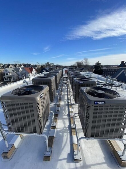 More Photos Of 536 Broadway, Everett Apartments For Sale