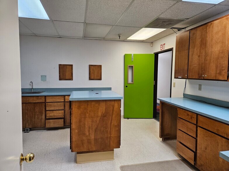 More Photos Of 2501 McHenry Ave, Modesto Freestanding For Sale