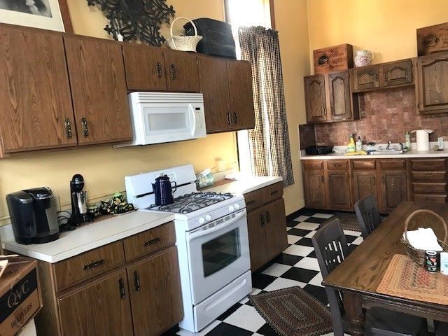 More Photos Of 149 Maple St, Naugatuck General Retail For Sale