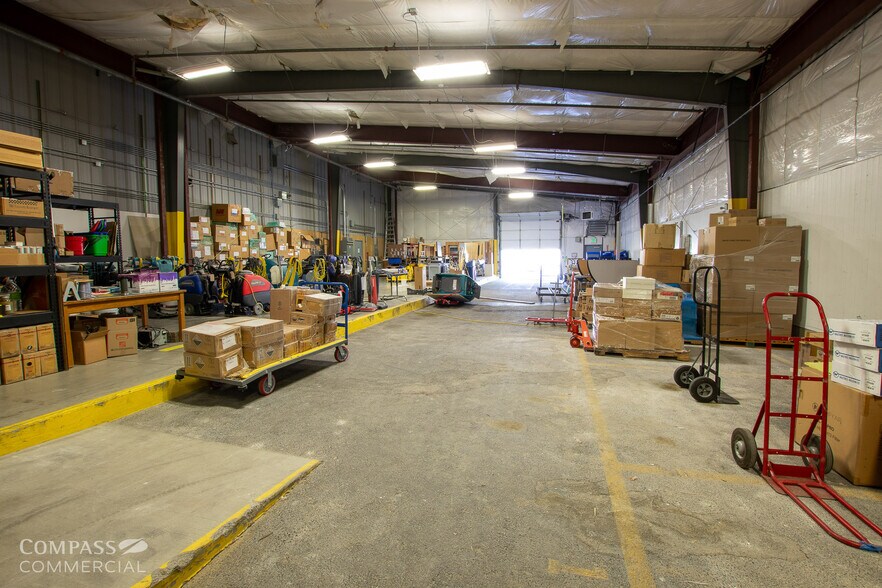 More Photos Of 20730 Brinson Blvd, Bend Industrial For Lease