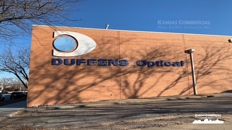 More Photos Of 400 SE Quincy St, Topeka Office For Lease