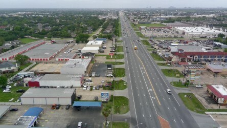 More Photos Of 7850 Highway 6 S, Houston Freestanding For Lease