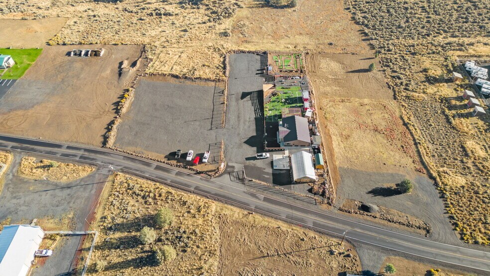 More Photos Of 13959 SW Commercial Loop Rd, Crooked River Ranch Restaurant For Sale