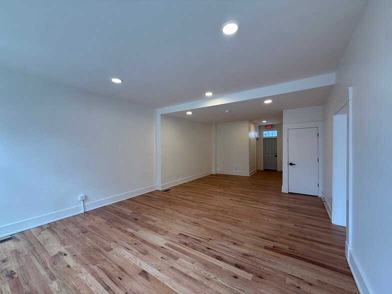 More Photos Of 1400 Walnut St, Cincinnati Apartments For Lease