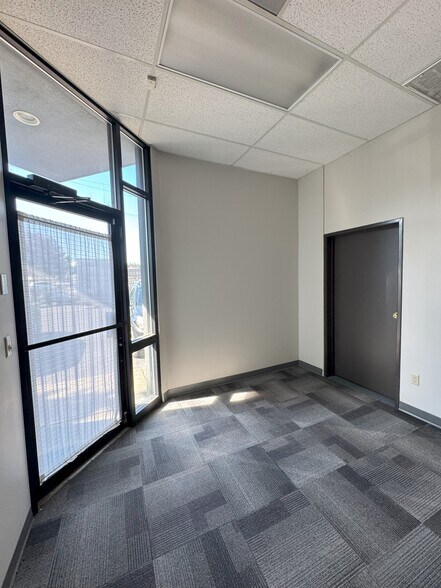 More Photos Of 109A S Scott St, Spokane Flex For Lease