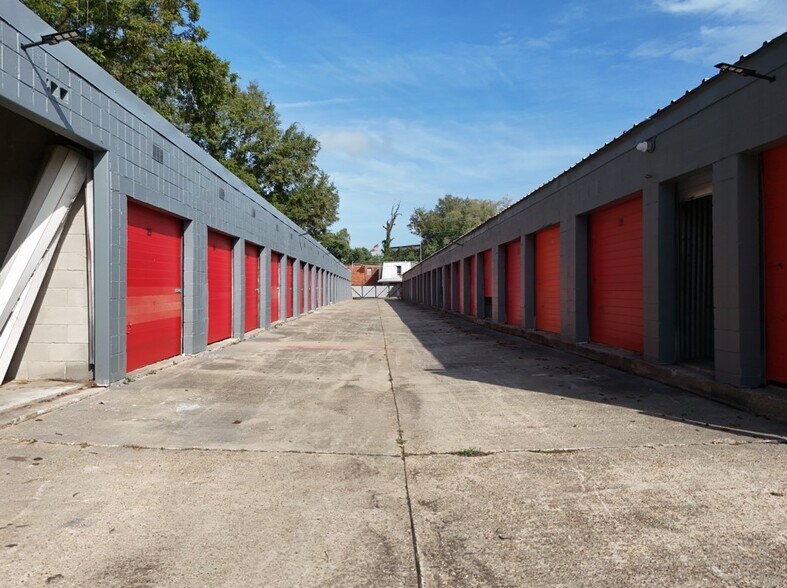 More Photos Of 101 Martinez Dr, Monroe Self Storage For Sale