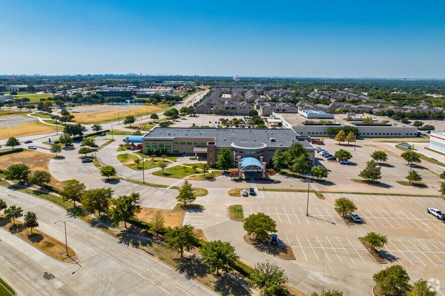 More Photos Of 7000 W Plano Pky, Plano Office For Sale