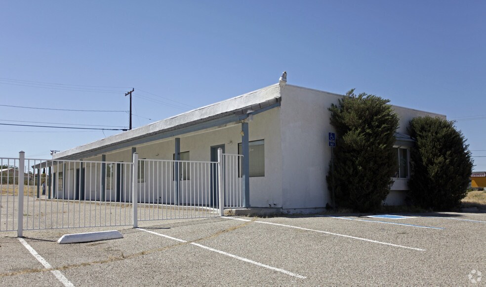 Primary Photo Of 15498 Village Dr, Victorville Office For Sale