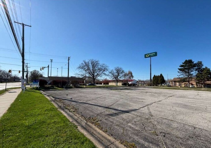 More Photos Of 661 Griswold Rd, Elyria Land For Sale