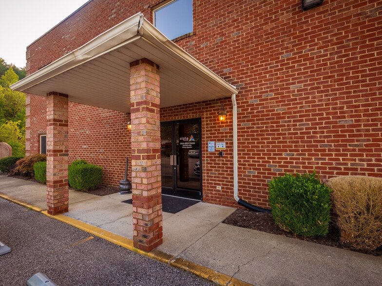 More Photos Of 4003 Out Look Dr, Hurricane Office For Sale