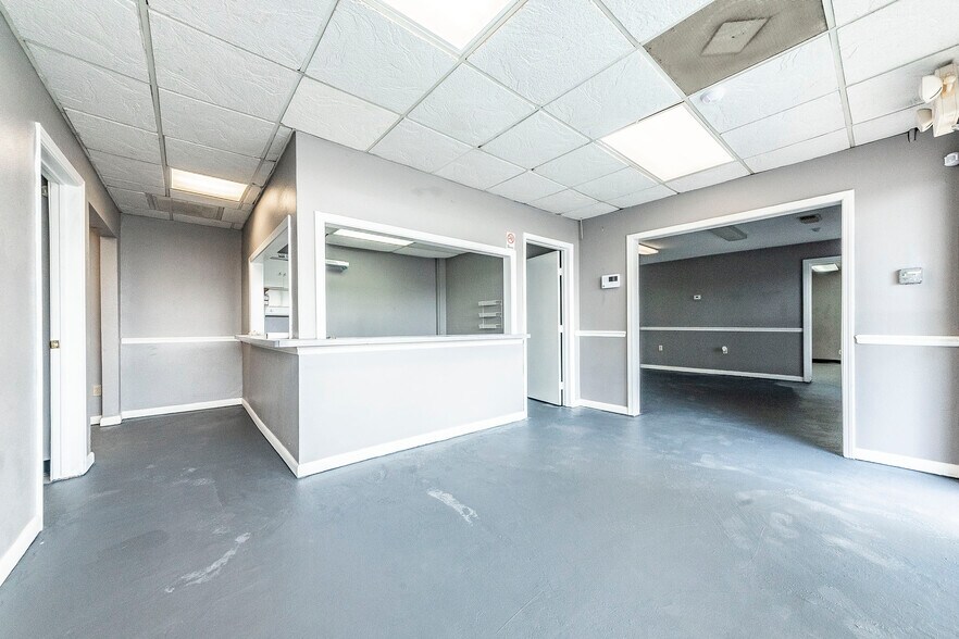 More Photos Of 6756 Masters Rd, Manvel Office For Lease