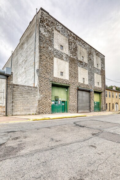 More Photos Of 5416 Lena St, Philadelphia Warehouse For Sale