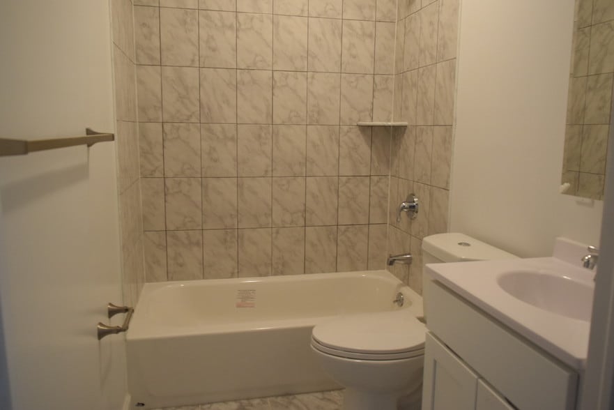 More Photos Of 1072 University Ave, Bronx Apartments For Sale