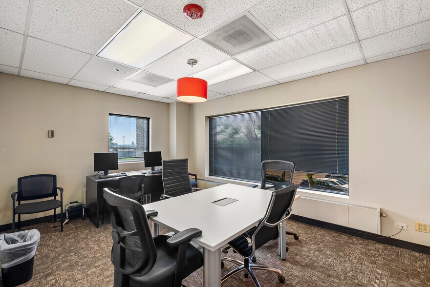 More Photos Of 400 W 48th Ave, Denver Office For Sale