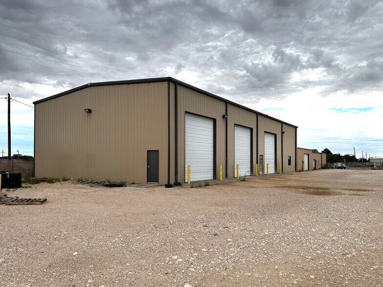 More Photos Of 1161 TX-83, Denver City Industrial For Sale