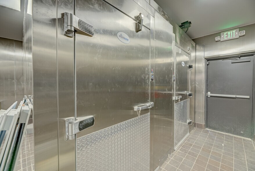 More Photos Of 11101 NW 27th Ave, Miami Restaurant For Sale