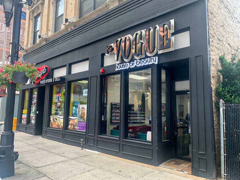 Primary Photo Of 127 Halsey St, Newark Apartments For Lease