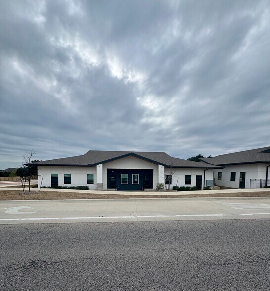 More Photos Of 12801 Anderson Mill Rd, Austin Office For Sale