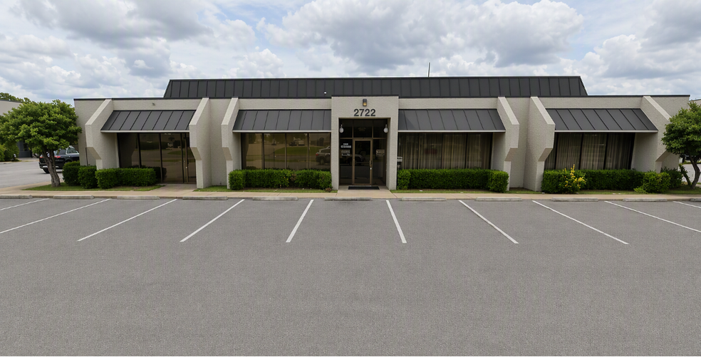 More Photos Of 2734 W Kingsley Rd, Garland Light Distribution For Lease