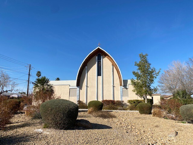 5700 Vegas Dr  