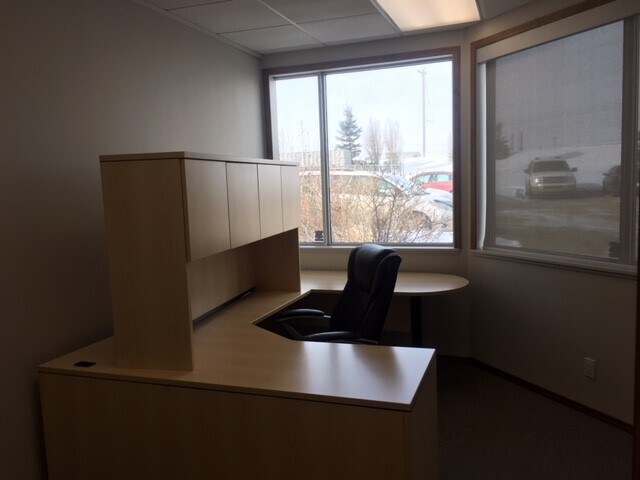 More Photos Of 8024 Edgar Industrial Cres, Red Deer Industrial For Lease